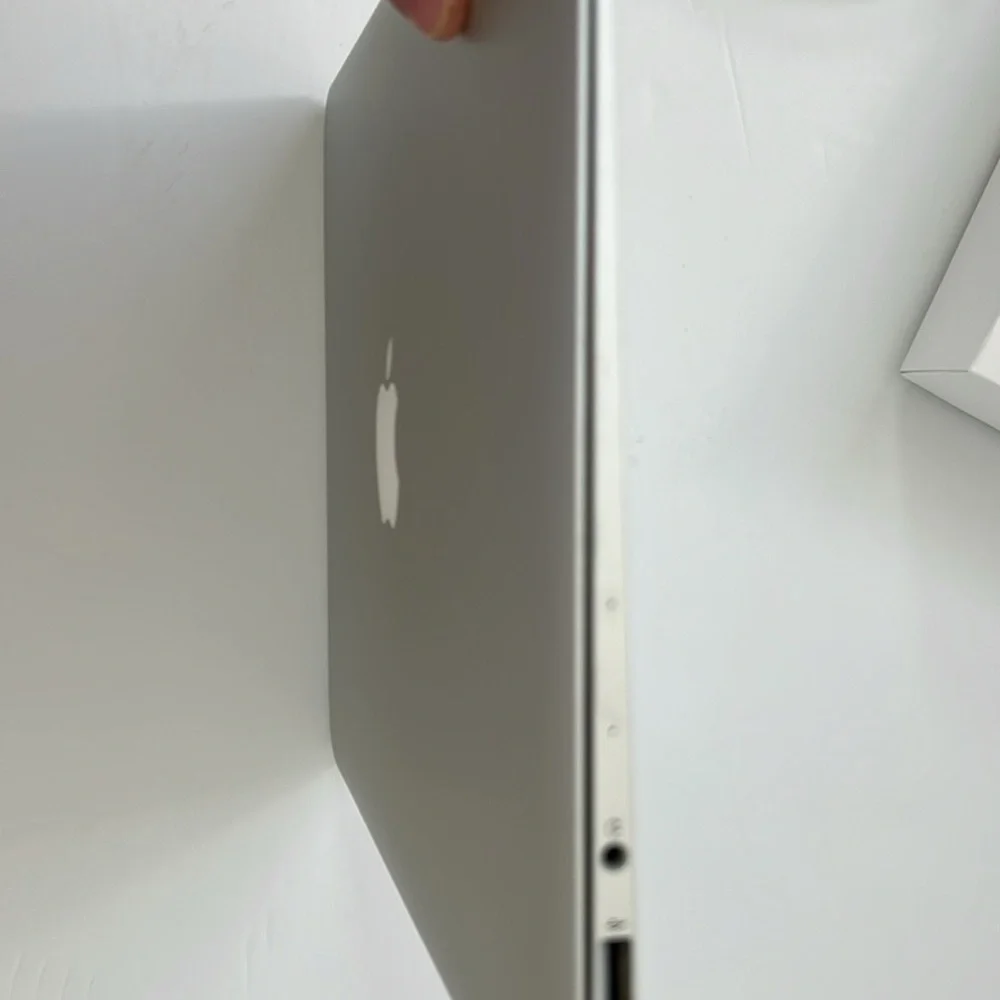 Apple MacBook Air notebook A1466